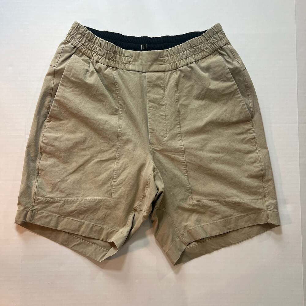 Lululemon Bowline Short 8" Stretch in Trench size Small